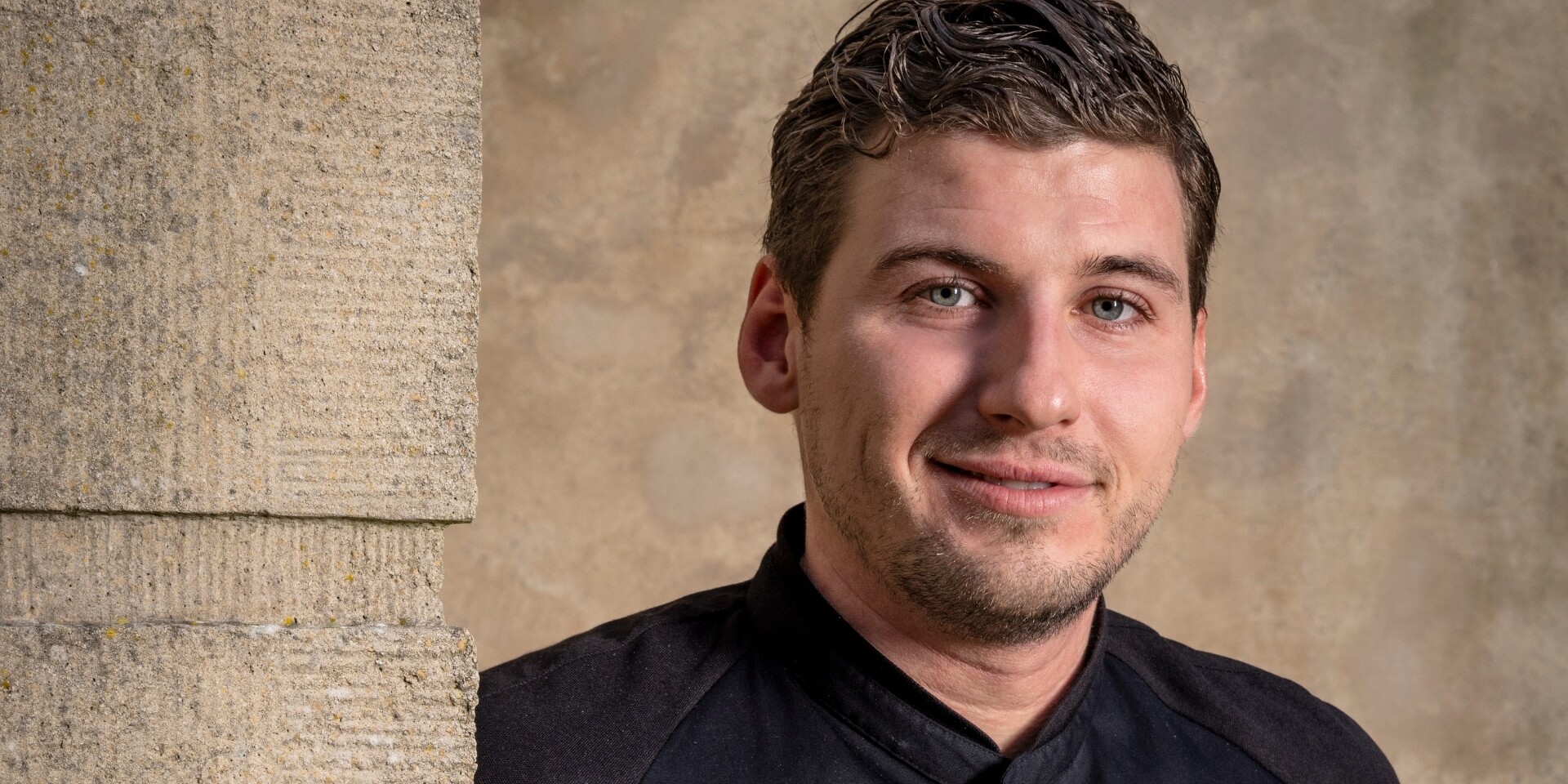 Restaurant Voltaire, Restaurant Voltaire Leersum, Parc Broekhuizen, Culinair Landgoed Parc Broekhuizen, Leersum, Utrechtse Heuvelrug, chef Falco Lens, Falco Lens, Michelinrestaurant, Michelinster, fine dining, gastronomisch restaurant, luxe restaurant, culinaire beleving, gastronomische keuken, verfijnde gerechten, lokale ingrediënten, eigen moestuin, gastronomisch diner, restaurant terras, terras aan het water, boutique hotel, historisch landgoed, restaurant Utrecht, uit eten Leersum, fine dining Nederland